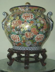 景泰藍(lán)陶瓷工藝品賞析——以潮安縣鼎豐五金陶瓷工藝品廠為例